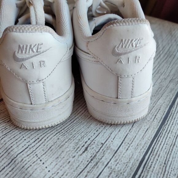 Nike Air Force 1 LE Big Kids' Shoes size 5.5/ women's size 7 - Picture 6 of 11